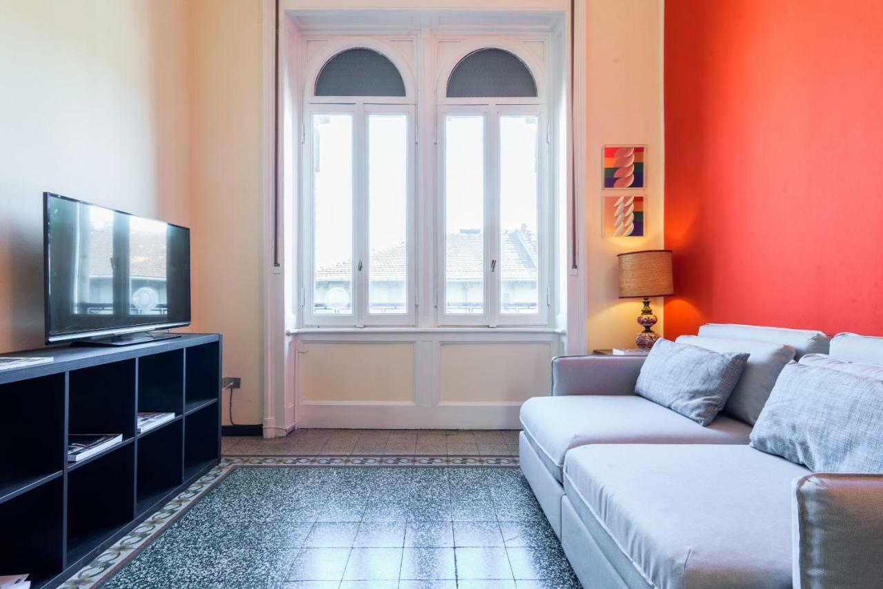 Plinio Flexyrent Apartment Milan Bagian luar foto