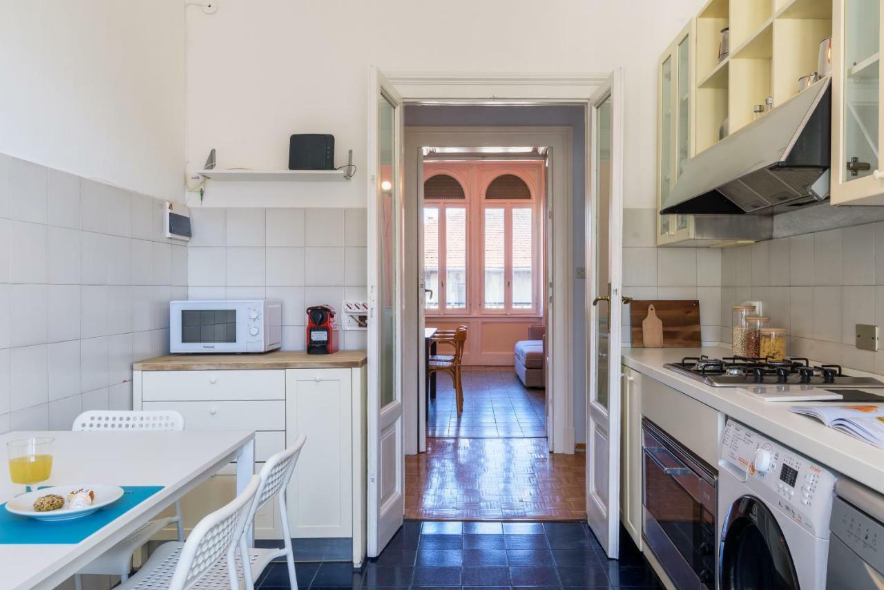 Plinio Flexyrent Apartment Milan Bagian luar foto